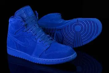 Nike Air Jordan 1 Retro  - 1