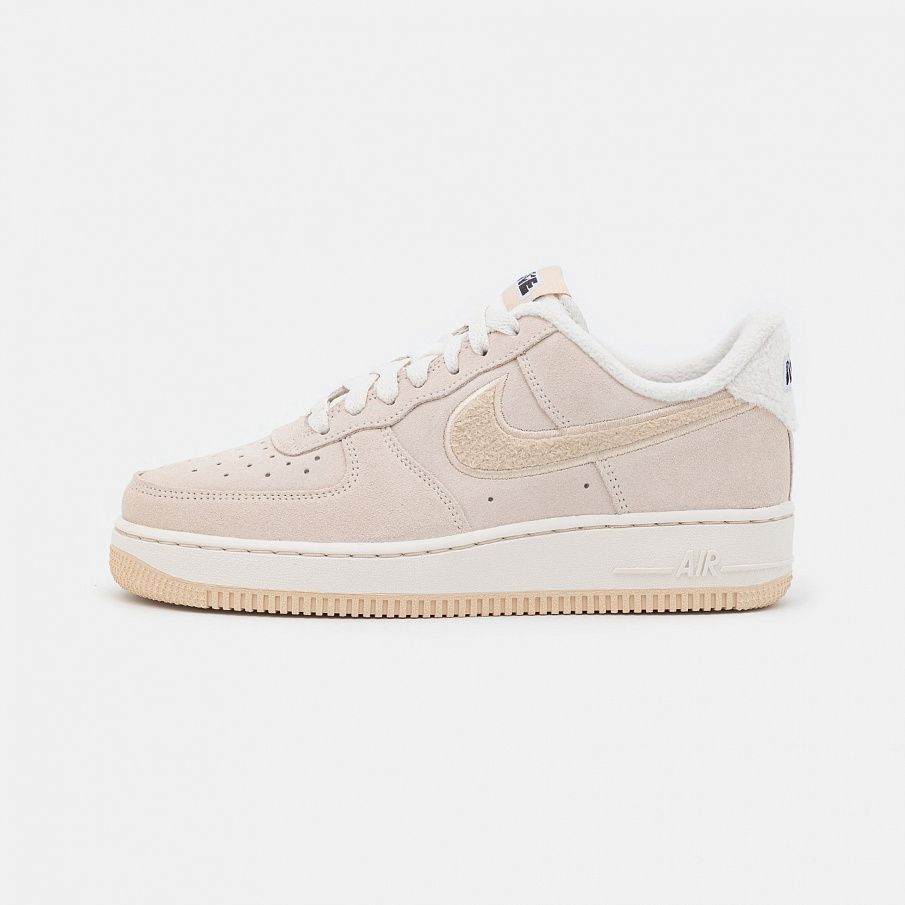 Фото № 1 с приближением к товару «‎Nike Wmns Air Force 1 07 SE »