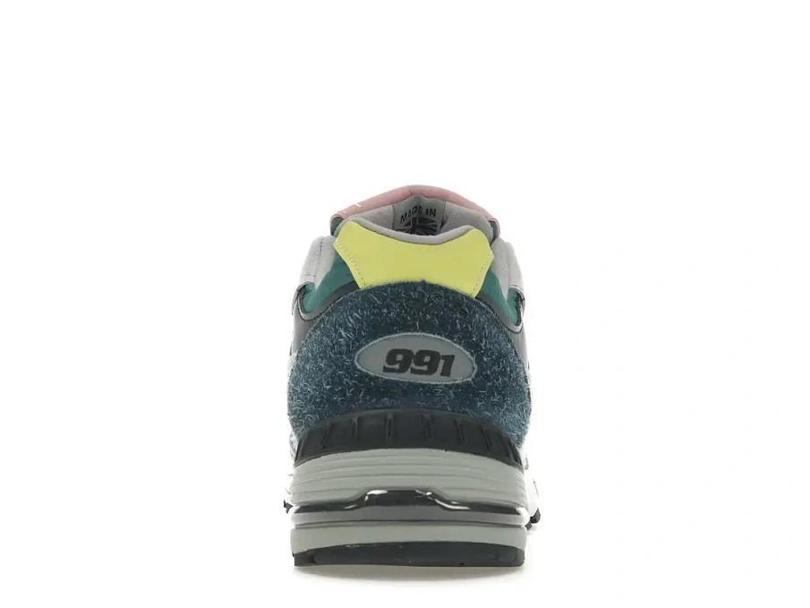 Фото № 4 с приближением к товару «‎New Balance 991»