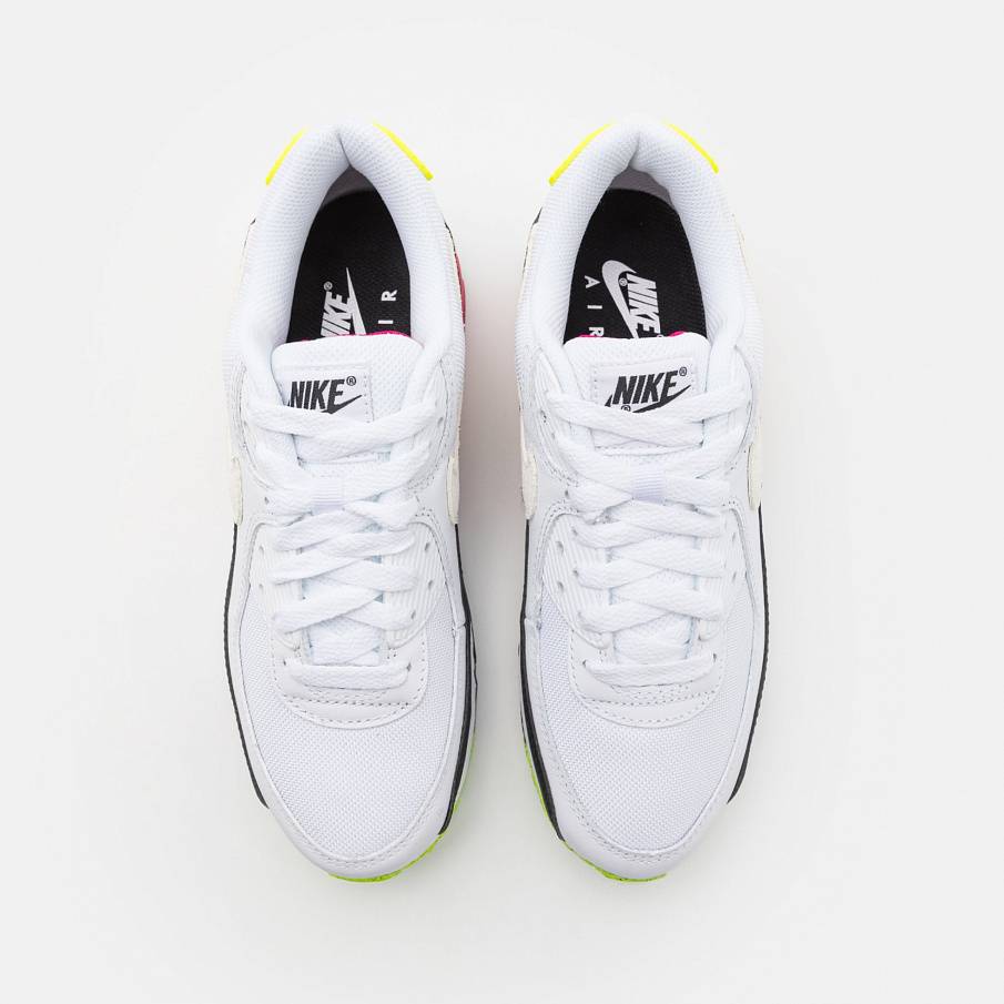 Фото № 4 с приближением к товару «‎Nike Air Max 90 »