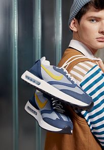 Фото № 4 с приближением к товару «‎Nike Air Max Dawn »