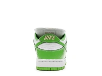 Фото № 4 с приближением к товару «‎Nike SB Dunk Low Supreme Stars Mean Green (2021)»