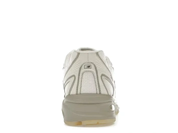 New Balance 740 - 4