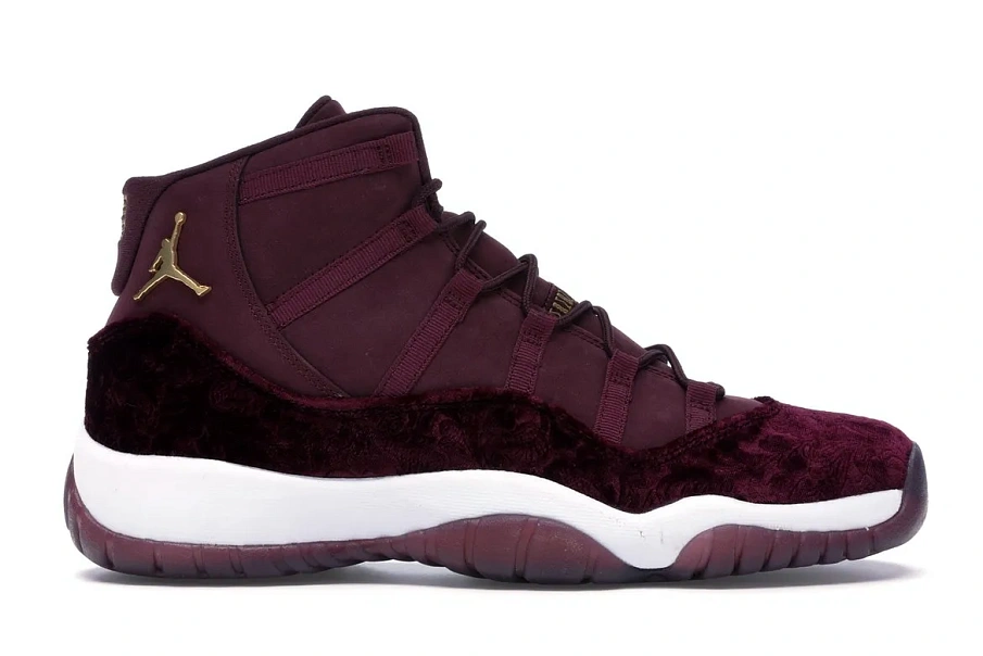 Фото № 1 с приближением к товару «‎Jordan 11 Retro Heiress Night Maroon »