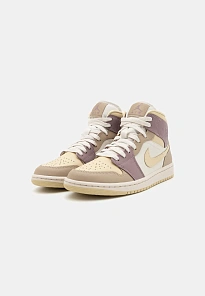 Фото № 4 с приближением к товару «‎AIR JORDAN 1 MID»