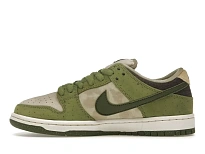 Фото № 3 с приближением к товару «‎Nike SB Dunk Low»