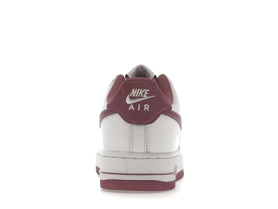 Фото № 4 с приближением к товару «‎Nike Air Force 1 Low»
