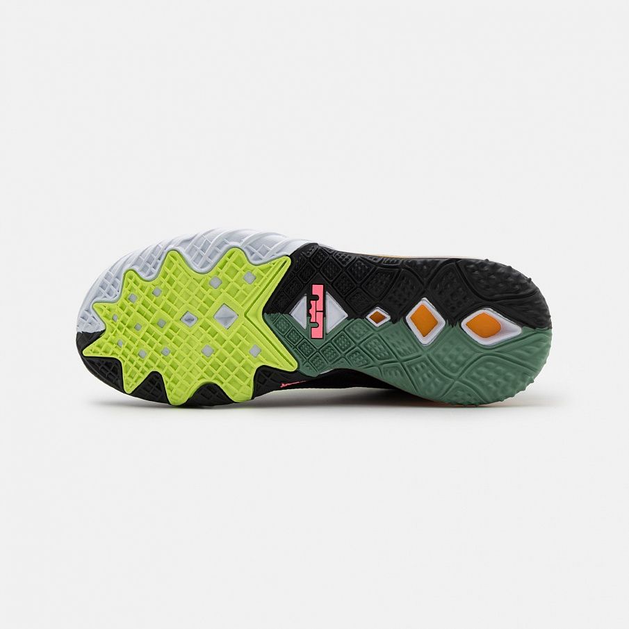 Фото № 5 с приближением к товару «‎Nike Lebron Xviii »