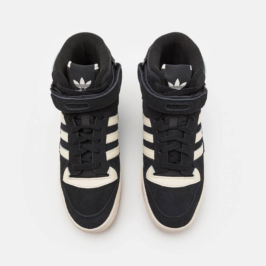 Фото № 4 с приближением к товару «‎Adidas Forum »