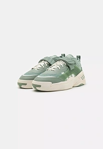 Фото № 3 с приближением к товару «‎STREETBALL III UNISEX»