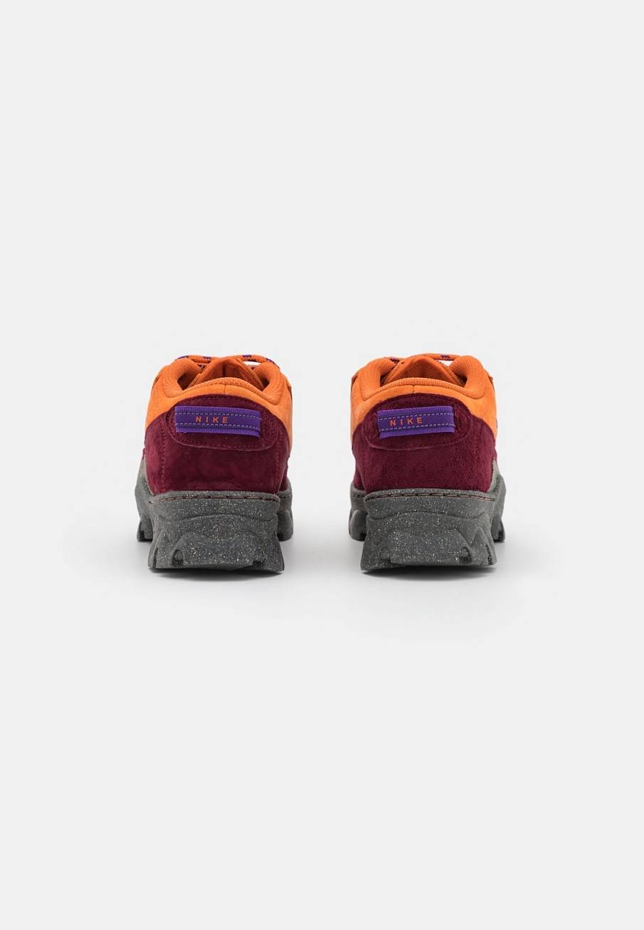 Фото № 2 с приближением к товару «‎Nike Lahar »