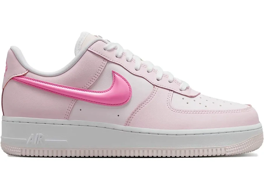 Фото № 1 с приближением к товару «‎Nike Air Force 1 '07 LX»