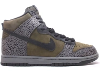 Фото № 1 с приближением к товару «‎Nike Dunk High»