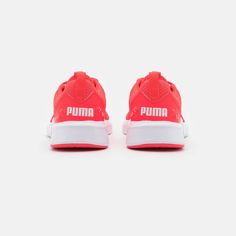 Фото № 3 с приближением к товару «‎Puma Chroma»