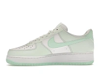 Фото № 3 с приближением к товару «‎Nike Air Force 1 Low '07»