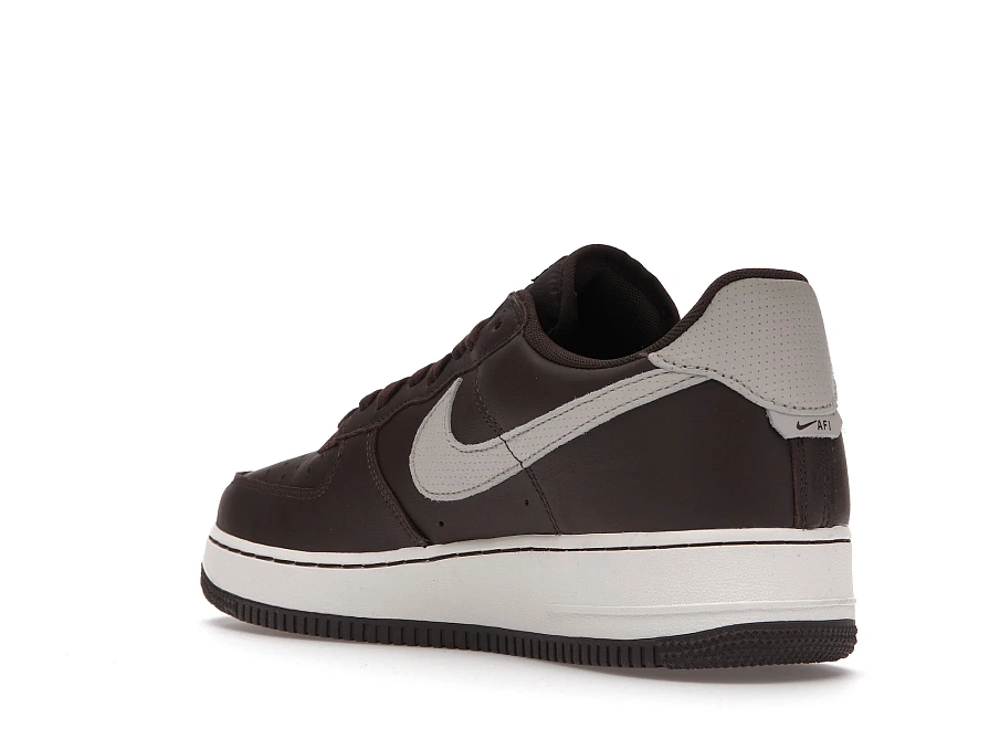 Фото № 5 с приближением к товару «‎Nike Air Force 1 Low 07 Craft Dark Chocolate»