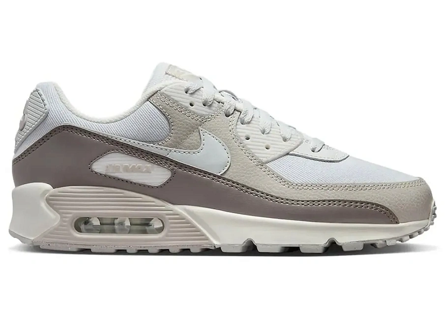 Фото № 1 с приближением к товару «‎Nike Air Max 90 Photon Dust Light Iron Ore»