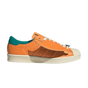 Pokémon x adidas Superstar Charizard - 1