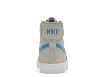 Фото № 4 с приближением к товару «‎Nike Blazer Mid 77 Grey Fog»