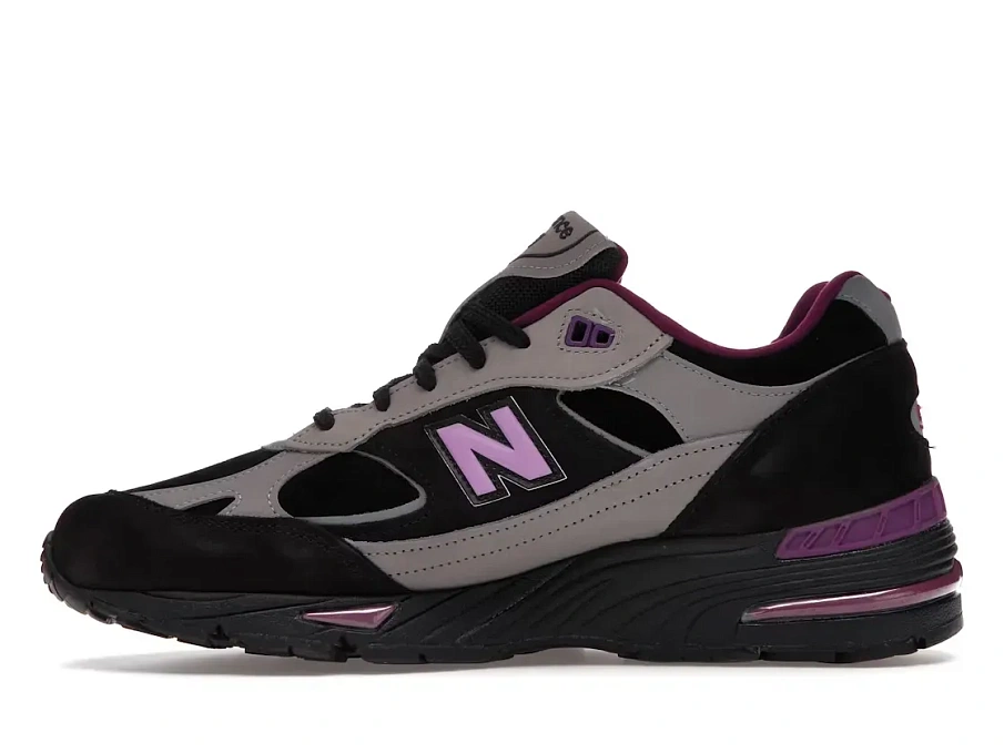 Фото № 3 с приближением к товару «‎New Balance 991»