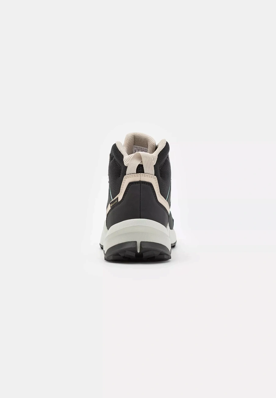 Фото № 4 с приближением к товару «‎TERREX AX4 MID GORE-TEX HIKING SHOES»