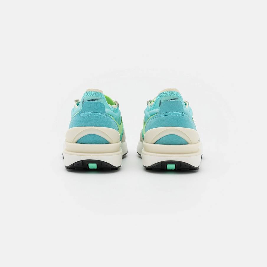 Фото № 2 с приближением к товару «‎Nike Waffle One »