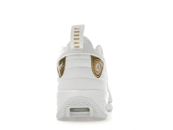 Jordan Max Aura 6 - 4