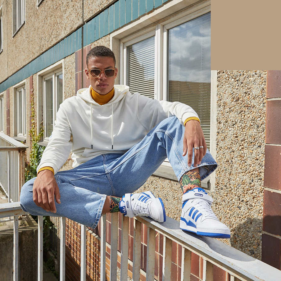 Фото № 2 с приближением к товару «‎Adidas Forum »