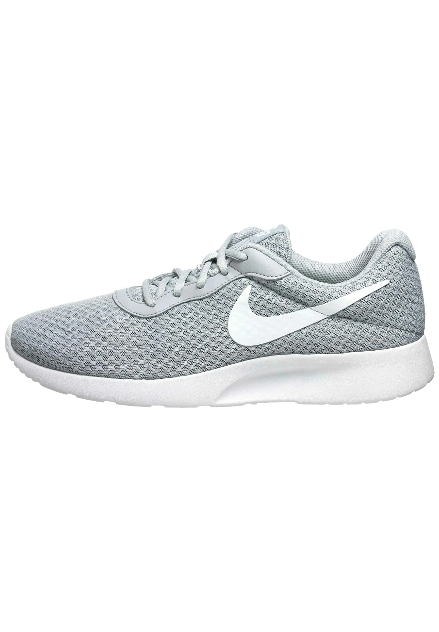 Фото № 1 с приближением к товару «‎Кроссовки Nike spn1242a2el-c11-n»
