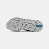 Фото № 5 с приближением к товару «‎Puma Reinvention »