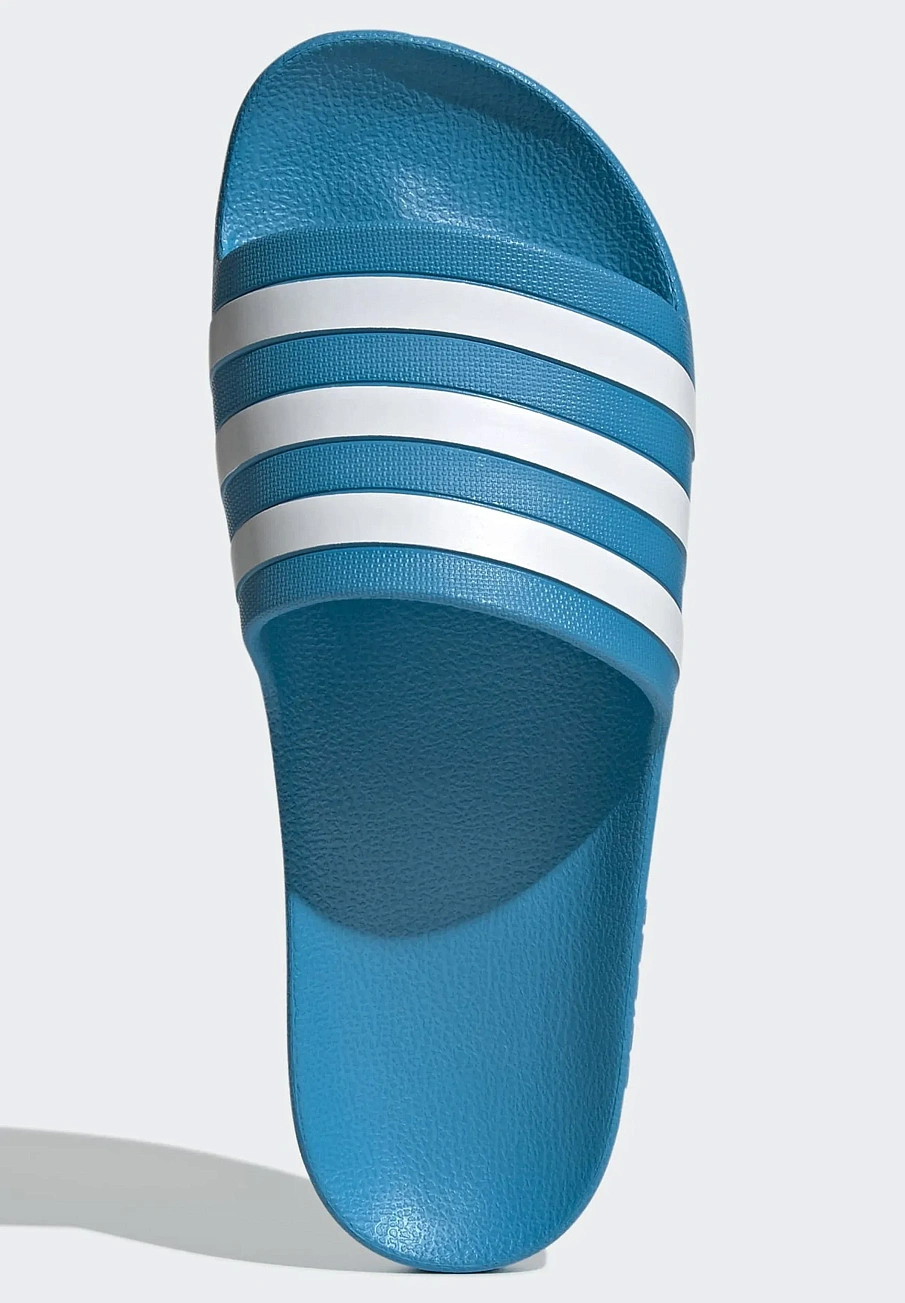Фото № 2 с приближением к товару «‎ADILETTE AQUA»