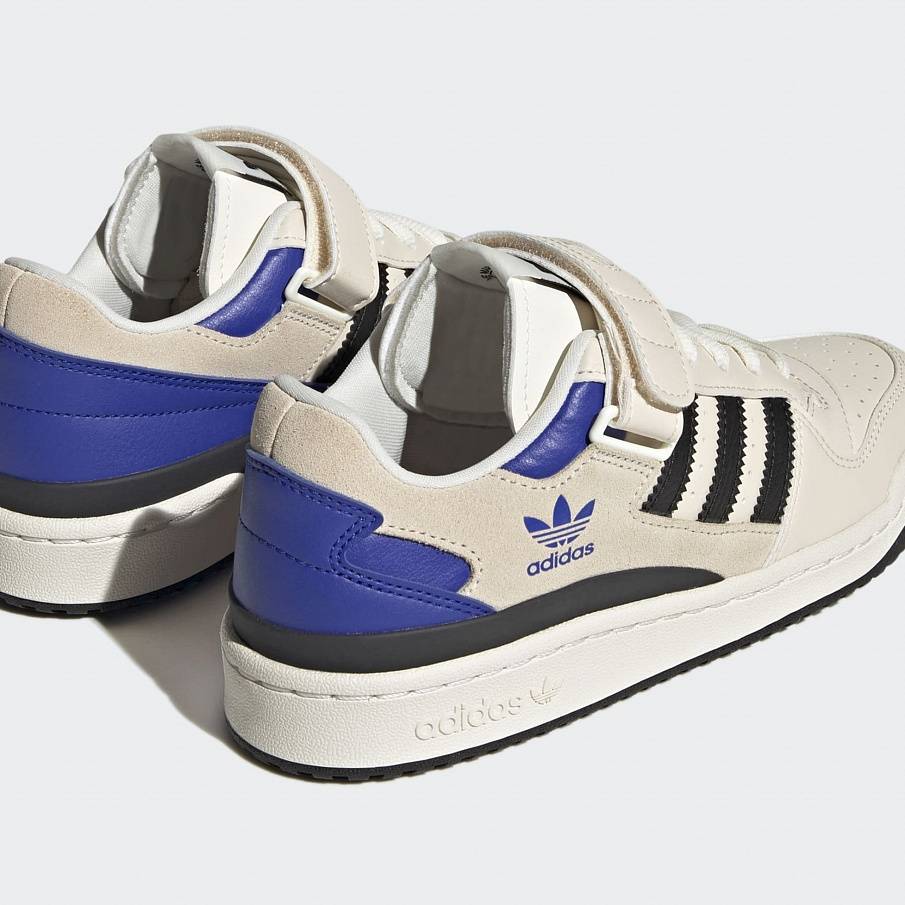 Фото № 4 с приближением к товару «‎Adidas Forum »