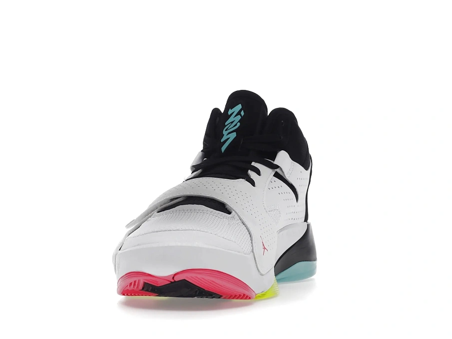 Фото № 3 с приближением к товару «‎Jordan Zion 2 White Volt Dynamic Turquoise»