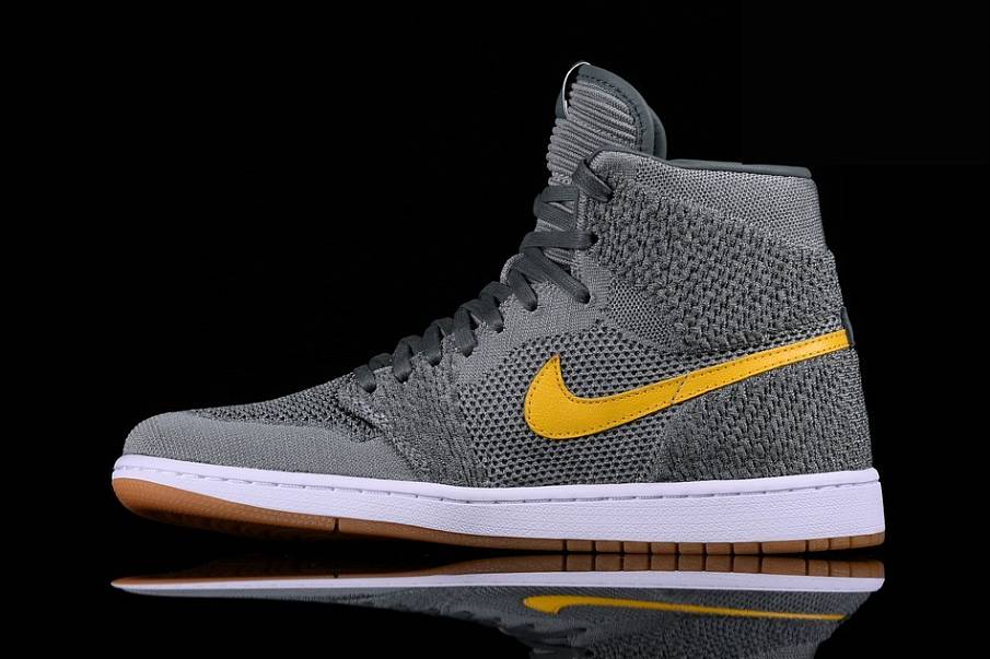 Фото № 2 с приближением к товару «‎Nike Air Jordan 1 Retro HI Flyknit BG Clay »