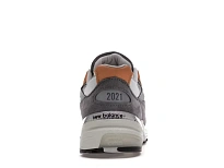 Фото № 4 с приближением к товару «‎New Balance 992»