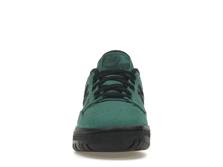 Фото № 2 с приближением к товару «‎New Balance 550»