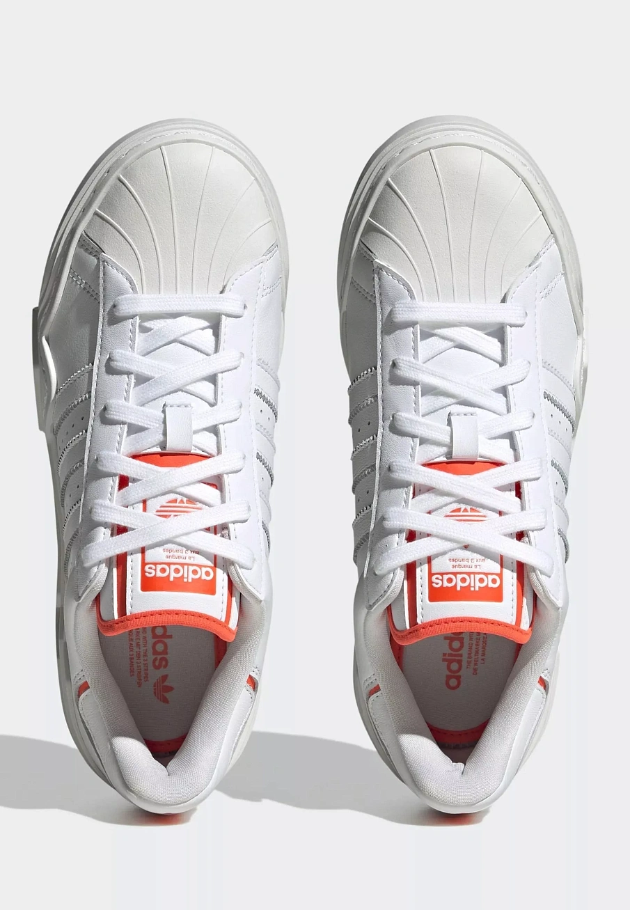 Фото № 3 с приближением к товару «‎SUPERSTAR HER ICONS BBALL W»