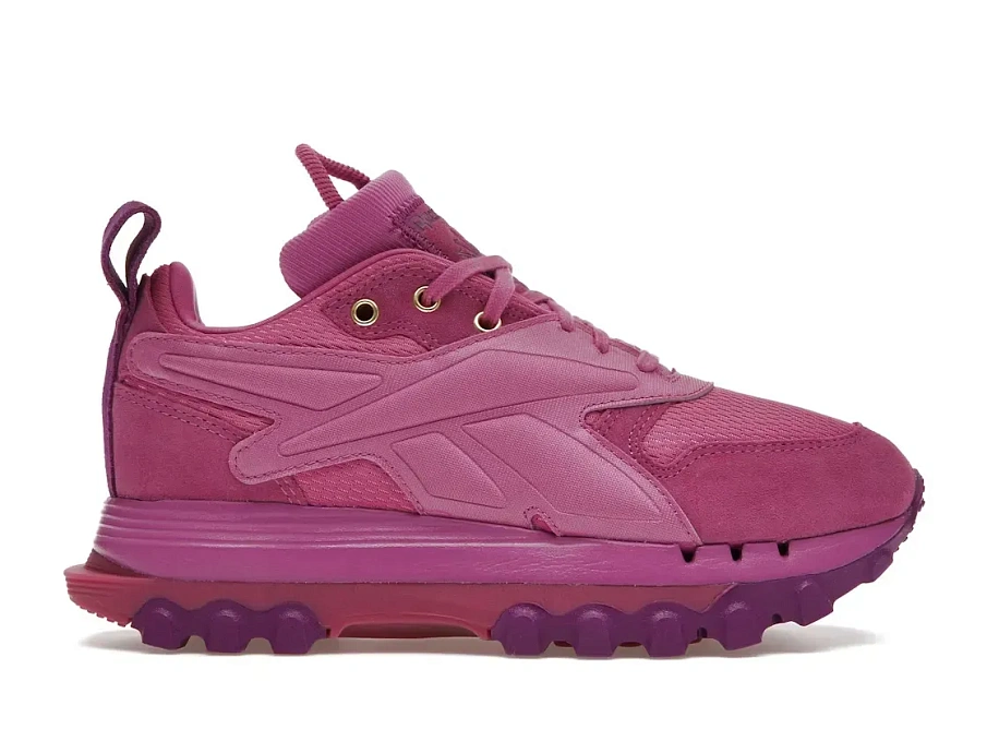 Фото № 1 с приближением к товару «‎Reebok Classic Leather V2»