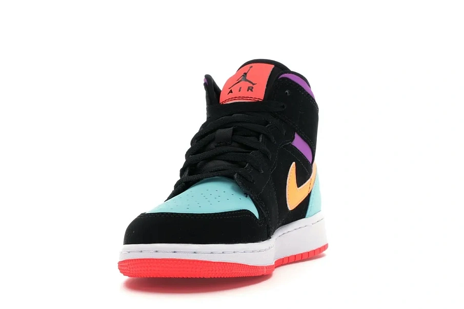 Фото № 3 с приближением к товару «‎Jordan 1 Mid Multi-Color »