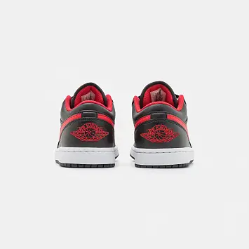 Air Jordan 1  - 3