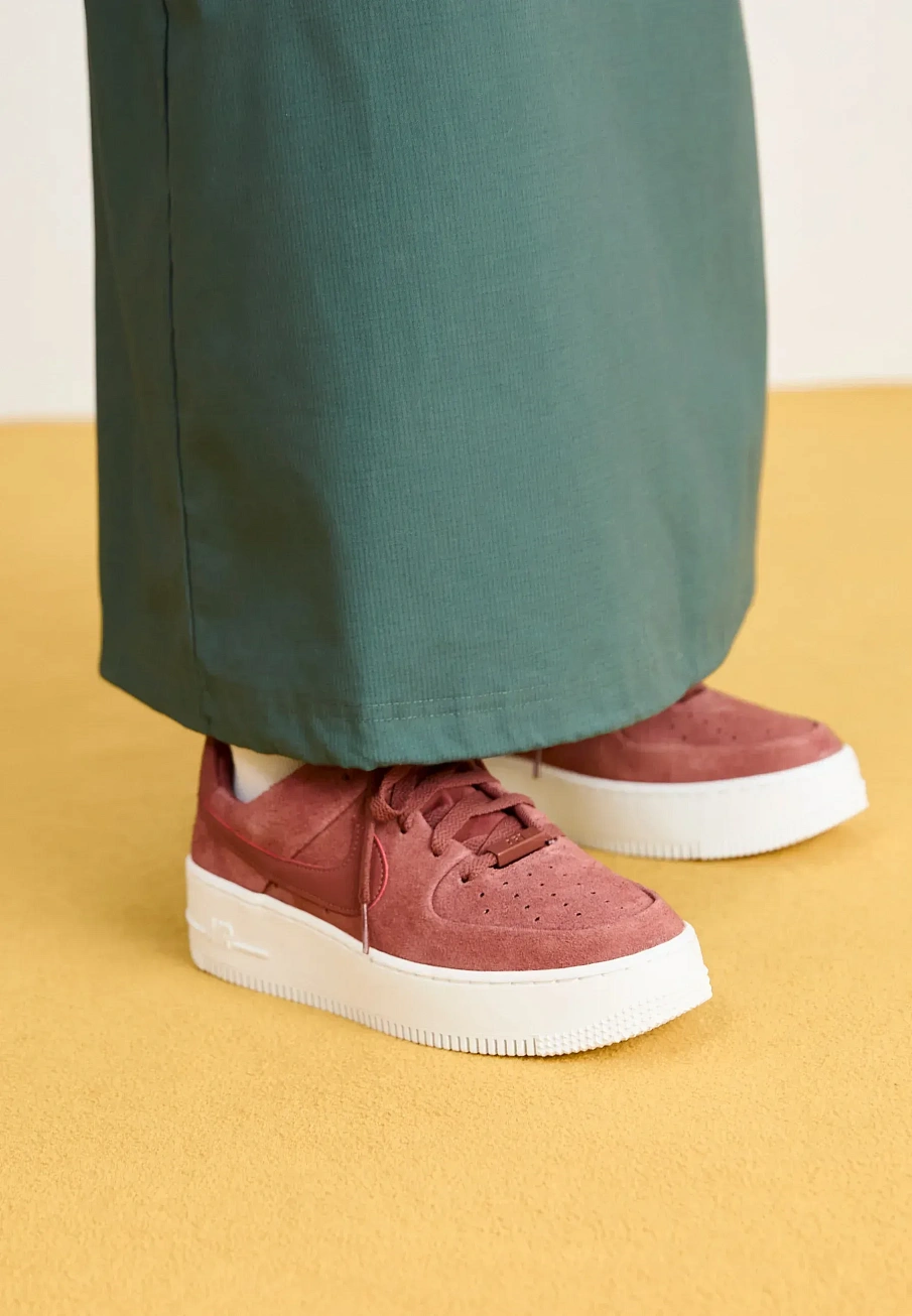 Фото № 2 с приближением к товару «‎AF1 SAGE»