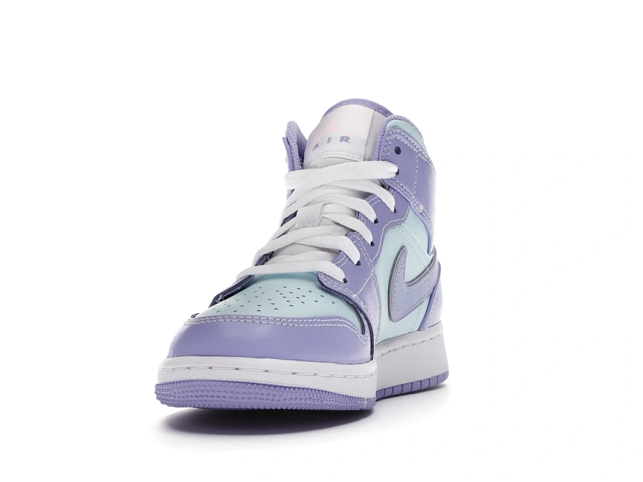 Фото № 3 с приближением к товару «‎Jordan 1 Mid Purple Aqua »