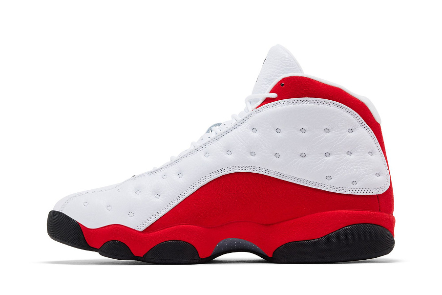 Фото № 4 с приближением к товару «‎Air Jordan 13 Retro Chicago 2026»