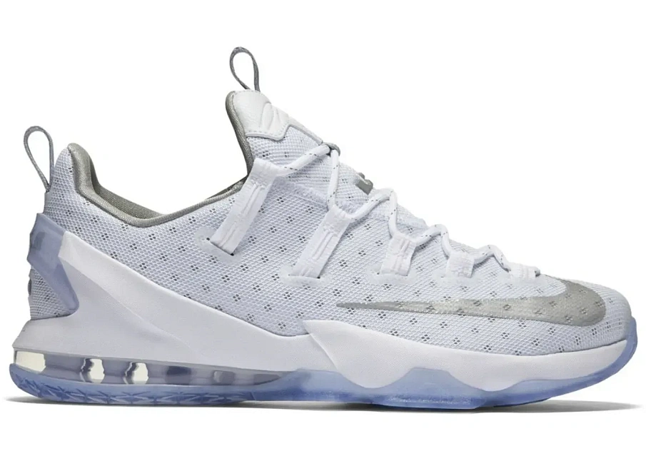 Фото № 1 с приближением к товару «‎Nike LeBron 13 Low Metallic Silver»