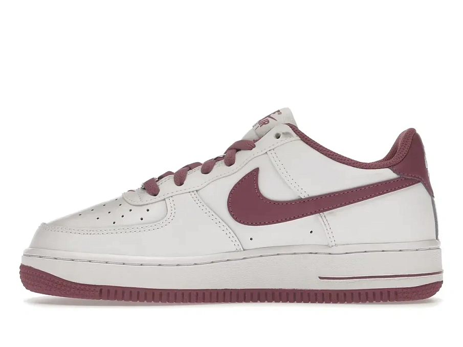 Фото № 3 с приближением к товару «‎Nike Air Force 1 Low»