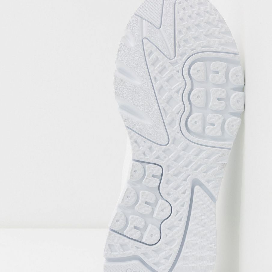 Фото № 5 с приближением к товару «‎Adidas Nite Jogger »