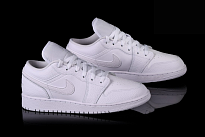 Фото № 3 с приближением к товару «‎Nike Air Jordan 1 Retro GS Triple »