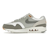 Фото № 3 с приближением к товару «‎Nike Air Max 1»