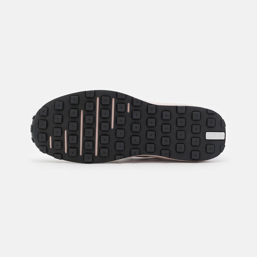 Фото № 4 с приближением к товару «‎Nike Waffle One »