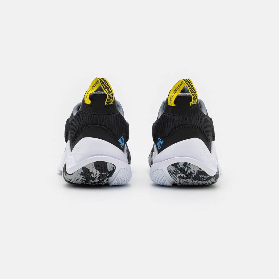 Фото № 3 с приближением к товару «‎Nike Giannis Immortality 2»